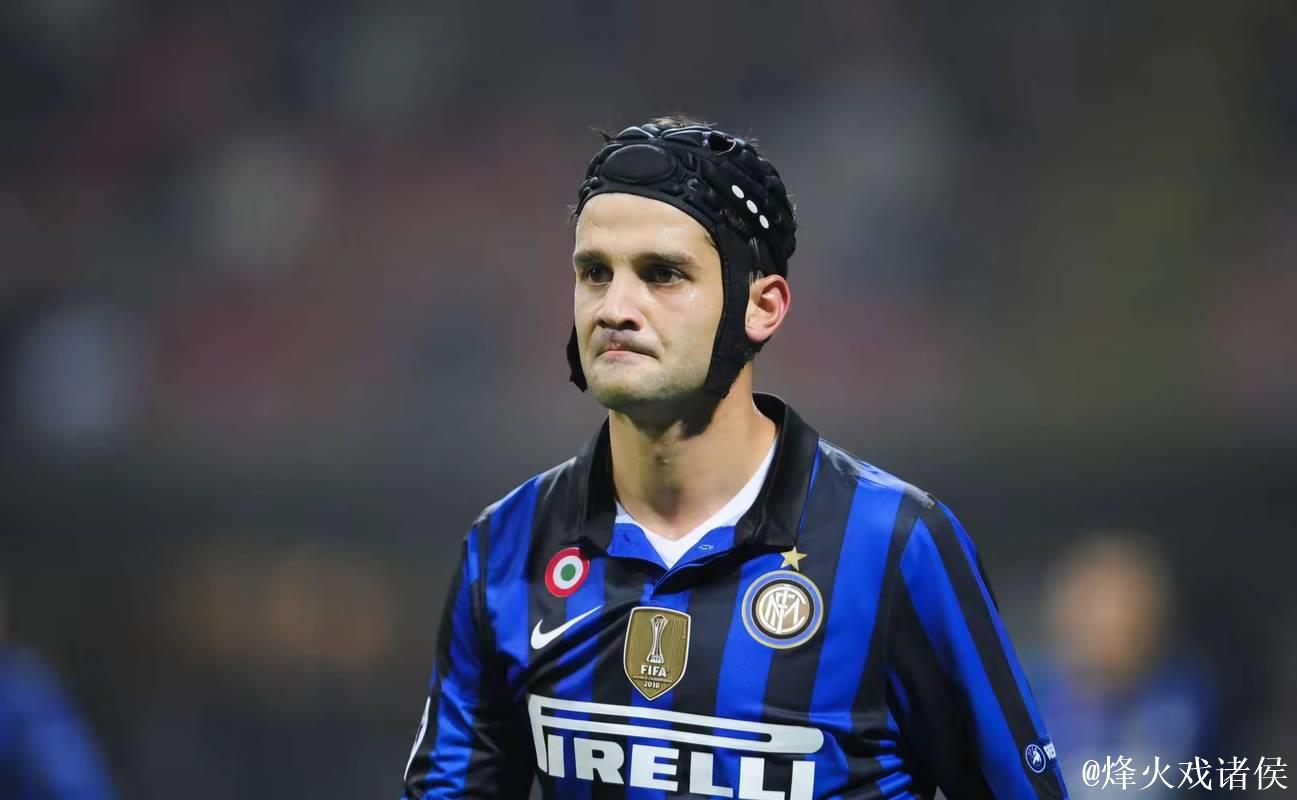 国米2-0热那亚重返榜首,齐沃开辟新策略,挑战与机遇并行 国米2-0热那亚重返榜首,齐沃开辟新策略,挑战与机遇并行