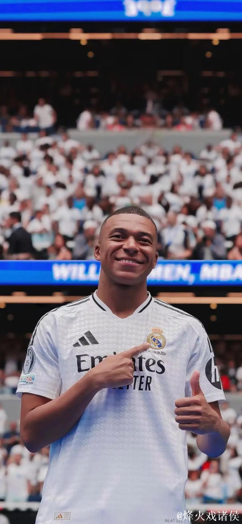 姆巴佩闪耀全场，6分42秒上演帽子戏法追平纪录！