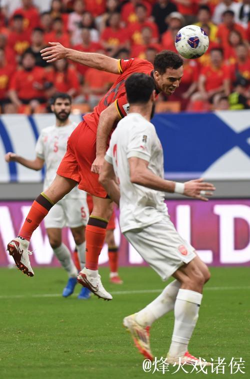 中国足球非血缘归化高薪低能 亟待系统性反思 中国足球非血缘归化高薪低能 亟待系统性反思